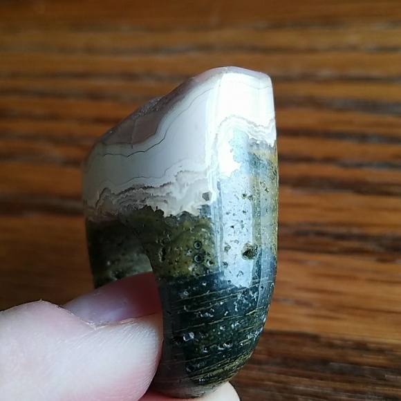 One of a kind natural carved jasper ring - Picture 7 of 8